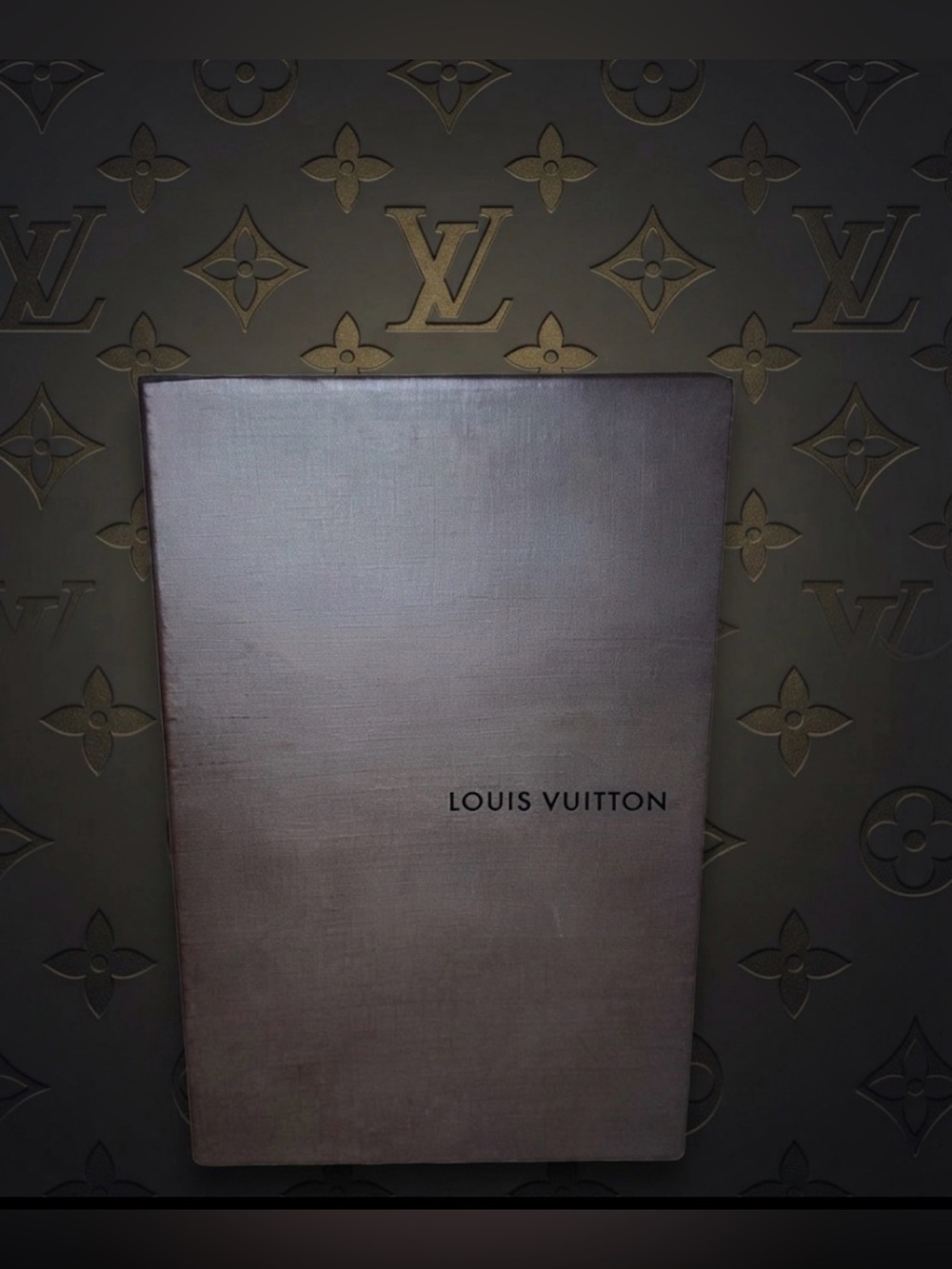 Authentic Louis Vuitton luxury designer storage box for a wallet or belt